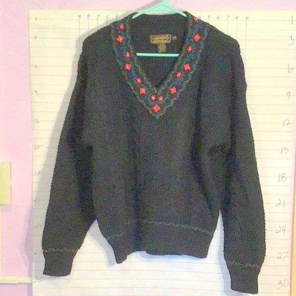 EDDIE BAUER women’s heavy wool sweater M/M  black - Picture 1 of 11